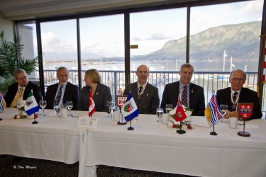 head table waiting for lunch